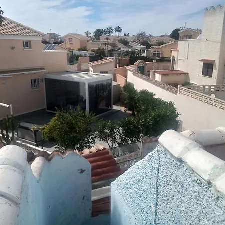 Homestay In La Zenia Urb. Chismosas/urb La Florida