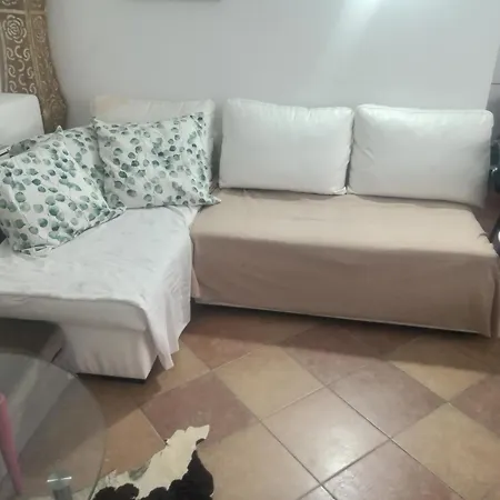 In La Zenia Urb. Chismosas/urb La Florida منزل للإقامة